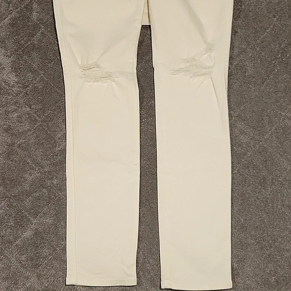 Frame Denim, "Le High Skinny" White Jeans - Picture 13 of 17